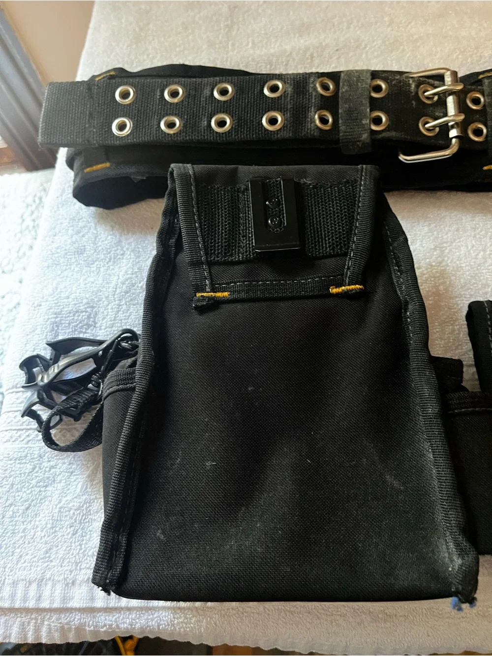 CLC Tool Belt & 2 Tool Pouches